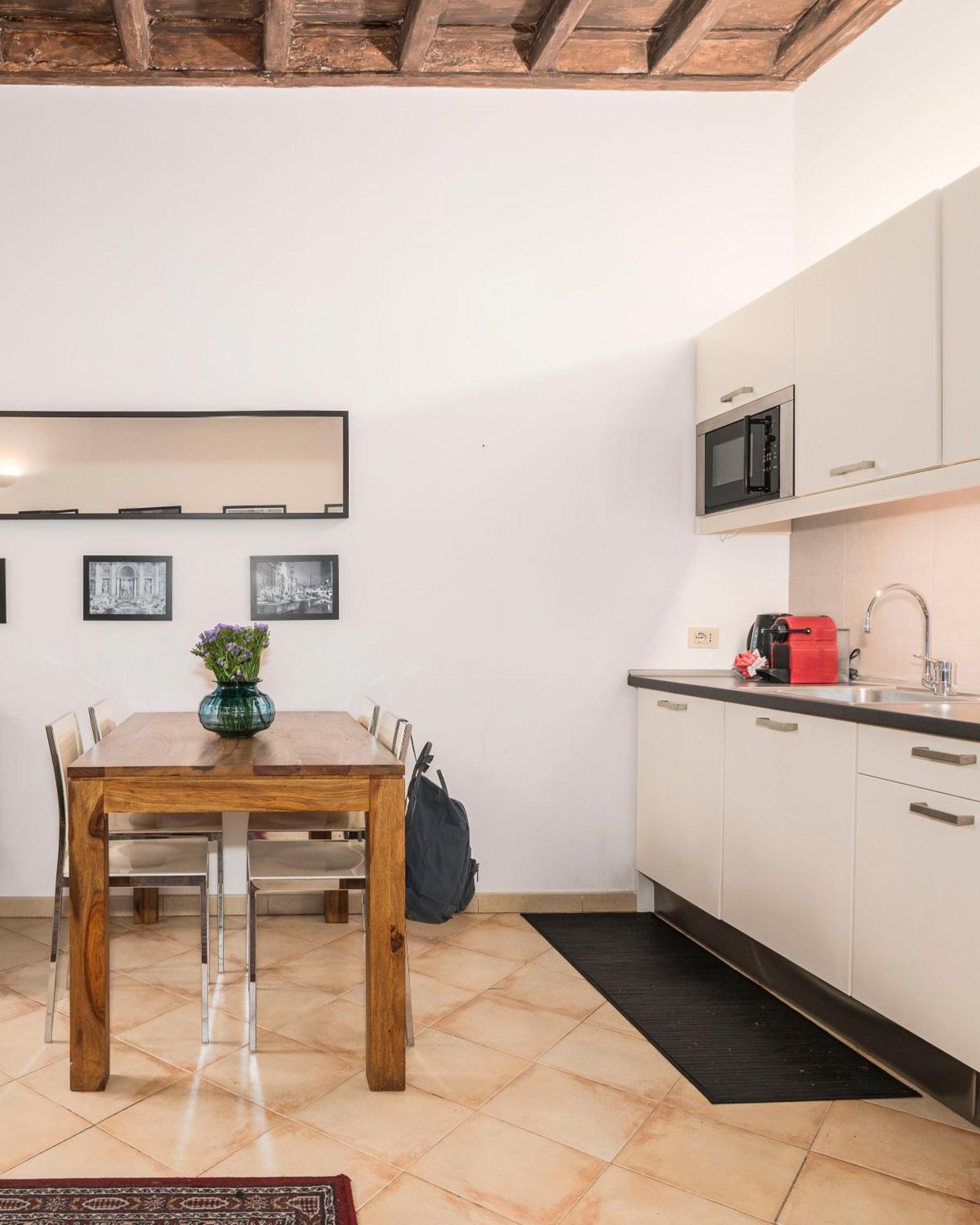 Suites Campo De' Fiori - Zen18-19-20 Рим Екстер'єр фото